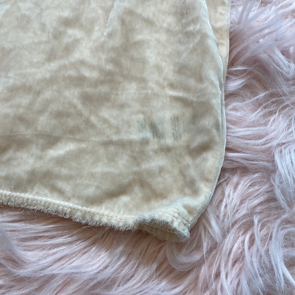 Nation LTD Marie Velvet Short Sleeve Tee Pink Cream sz M - Picture 9 of 13